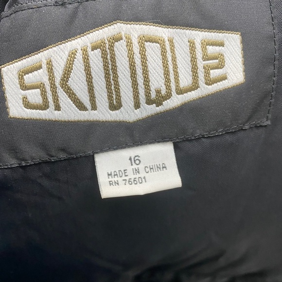 Girl’s Snow Jacket, size 16 - Picture 3 of 4